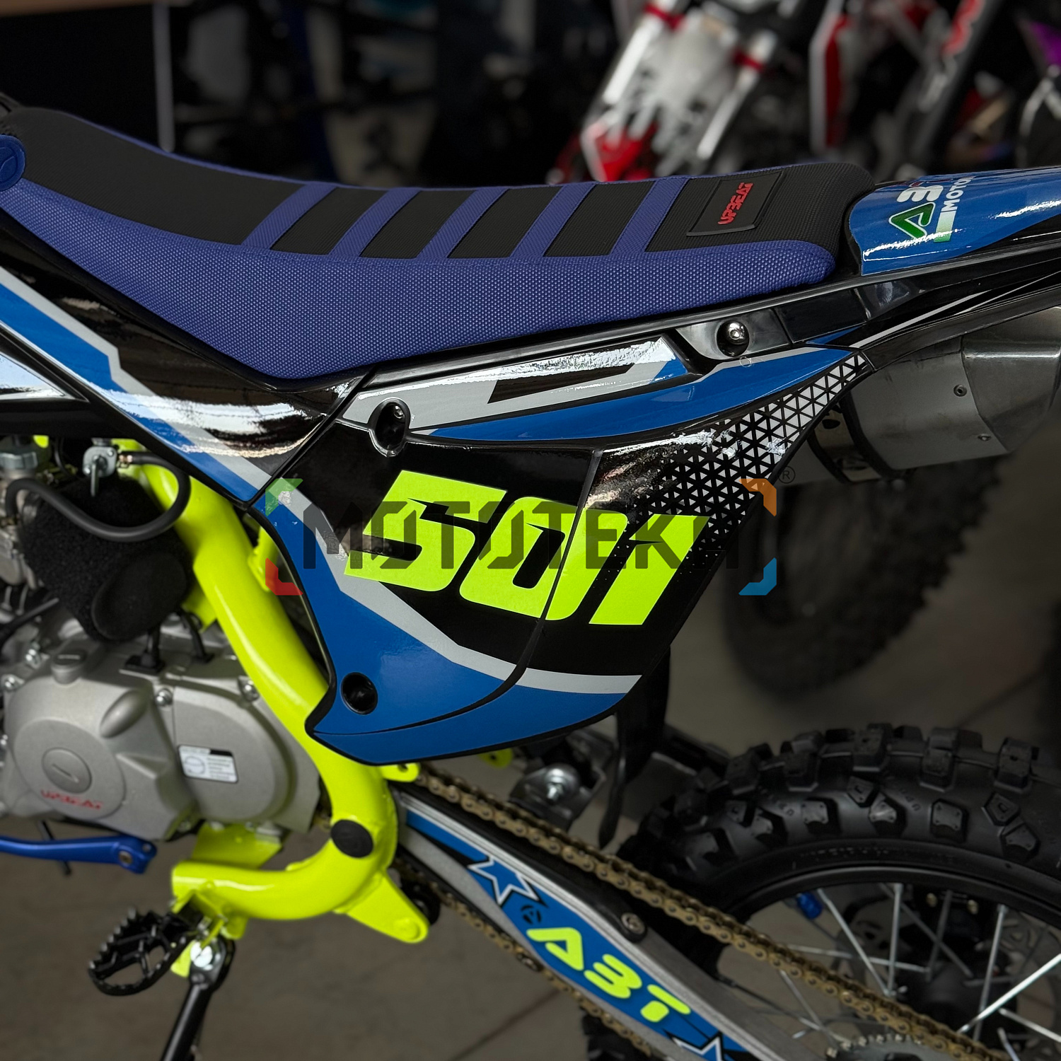 Техника в наличии! Питбайк Upbeat (Апбит) DB125 - 3 HUS03 Blue Техника в наличии! Питбайк Upbeat (Апбит) DB125 - 3 HUS03 Blue